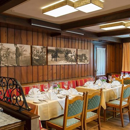 Hotel Landgasthof Altwirt Seeham Esterno foto