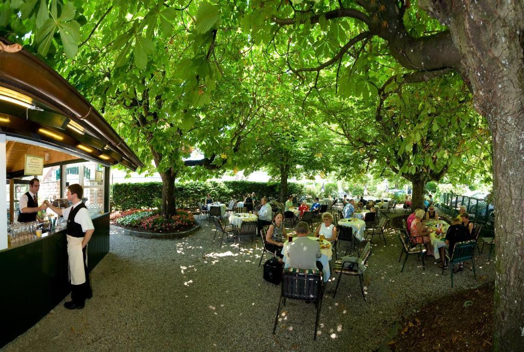 Hotel Landgasthof Altwirt Seeham Esterno foto